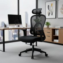 Bürostuhl mit Netzrückenlehne und Kopfstütze