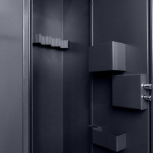 Schrank für 6 Waffen, mit dem Schlüssel verschließbar, 1500/340/260 mm