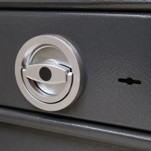 Safe für 3 Waffen, Zylinderschloss, 175/1600/510 mm