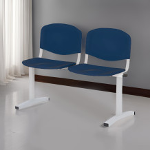 2-Sitzer-Wartezimmerbank mit Kunststoffsitz.