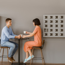 Schrank zum Laden von Mobiltelefonen mit 10 Fächern und Plexiglastüren