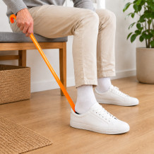 #27 SHOEHORN OE – Großes Schuhregal aus Metall, orange