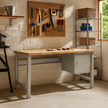 Arbeitstisch mit Hängeschrank und festen Beinen, 1500 mm