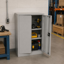 Universeller Werkstattschrank, 600 mm breit, mit 2 Fachböden
