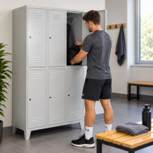 6-türiger Kleiderschrank mit kurzen Türen und Beinen