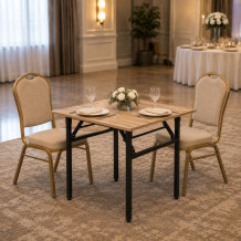 Klapptisch, 900 × 900 mm