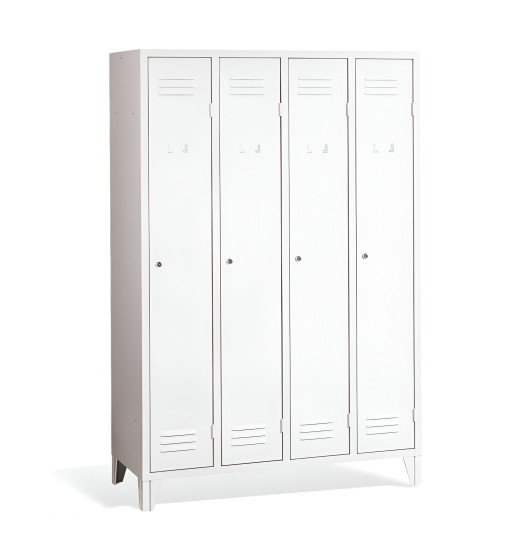 4-türiger Kleiderschrank mit langen Türen und Beinen